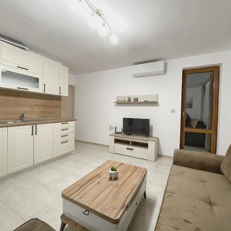 Апартамент Лина Burgas City Exterior foto
